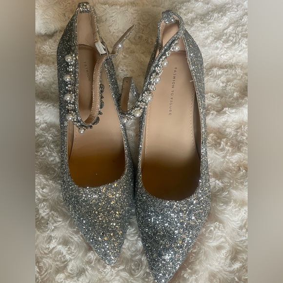 Fashion to Figure Glitter Silver Heels with Pearl Detail - Picture 1 of 6
